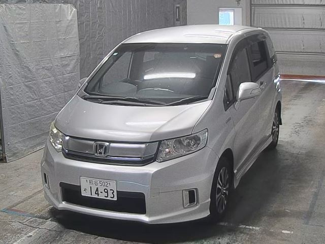 HONDA FREED 2014