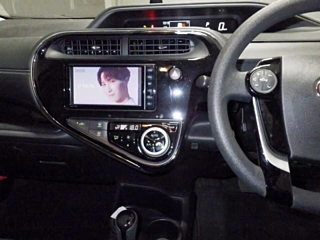 TOYOTA AQUA 2019