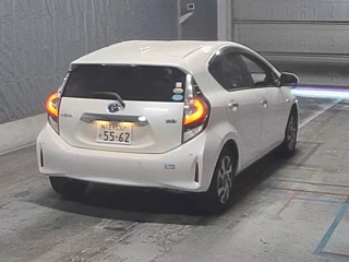 TOYOTA AQUA 2019