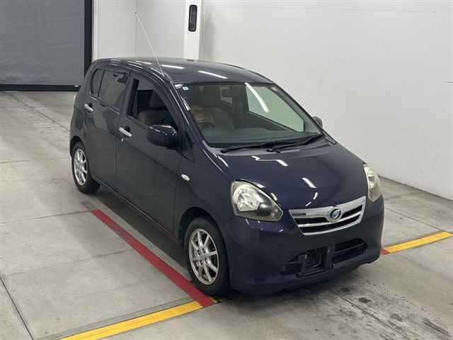 DAIHATSU MIRA E S 2013