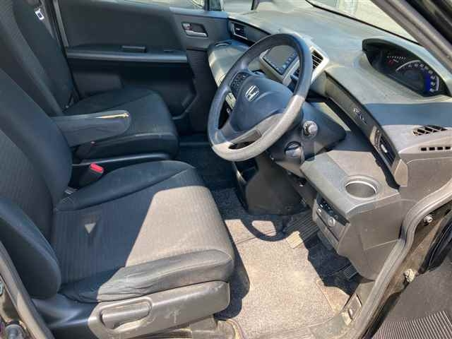 HONDA FREED 2010