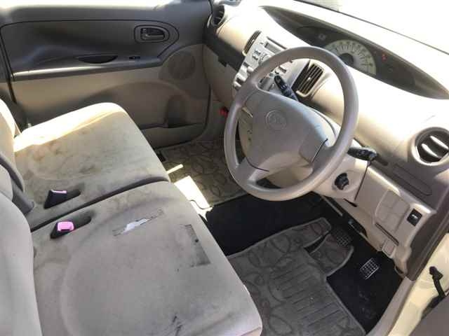 DAIHATSU TANTO 2008