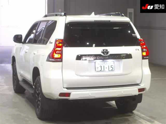 TOYOTA LAND CRUISER PRADO 2022