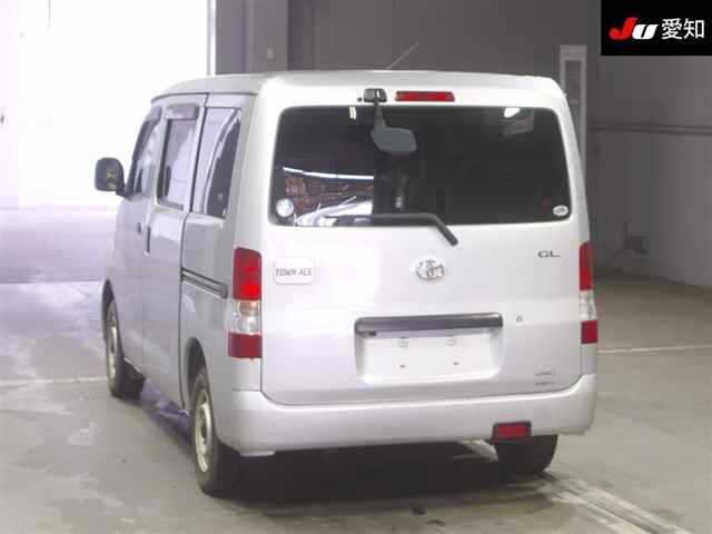 TOYOTA TOWN ACE VAN 2010