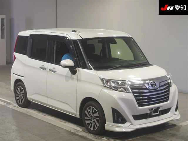 TOYOTA ROOMY 2018