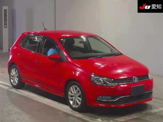 VOLKSWAGEN POLO 2016