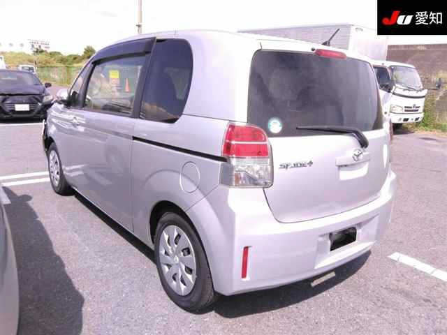 TOYOTA SPADE 2015