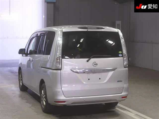 NISSAN SERENA 2015