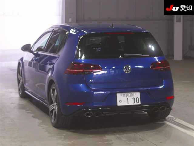 VOLKSWAGEN GOLF 2017