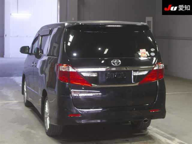 TOYOTA ALPHARD 2014