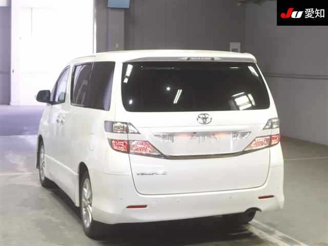 TOYOTA VELLFIRE 2008