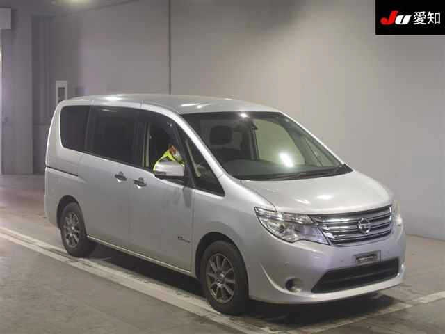 NISSAN SERENA 2015