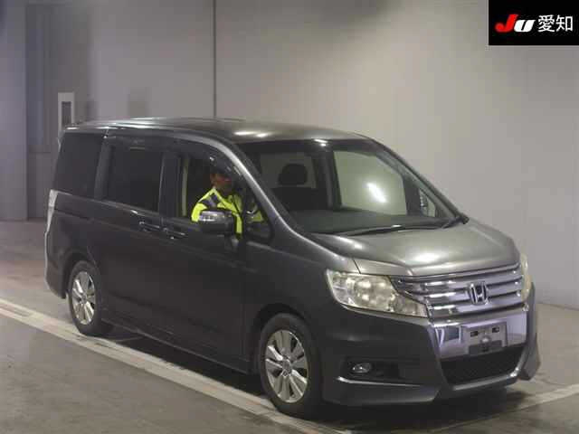 HONDA STEP WAGON 2010