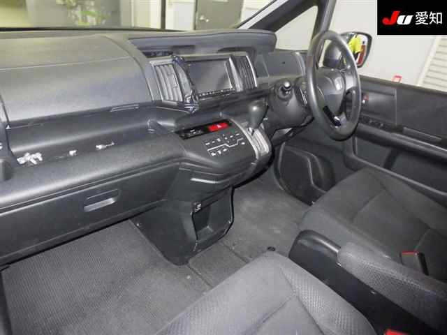 HONDA STEP WAGON 2010