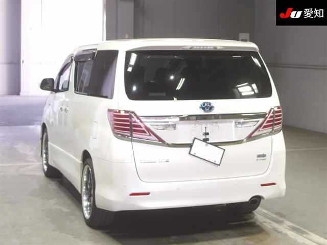 TOYOTA VELLFIRE 2014