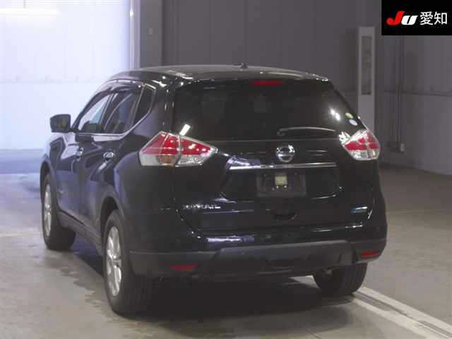 NISSAN X-TRAIL 2015
