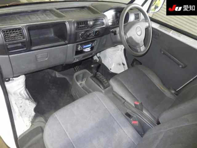 NISSAN CLIPPER TRUCK 2009