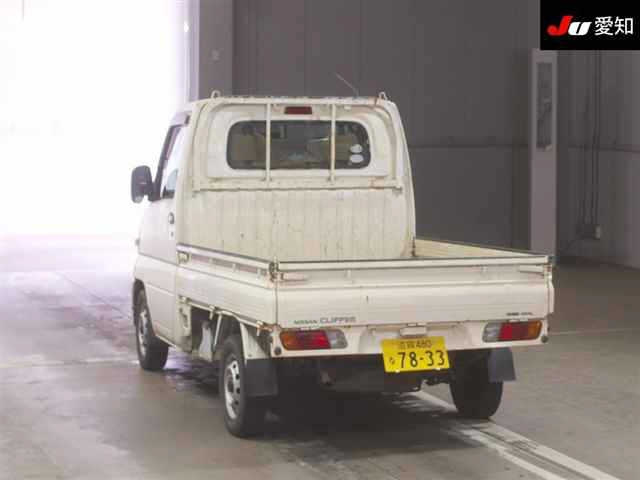 NISSAN CLIPPER TRUCK 2009