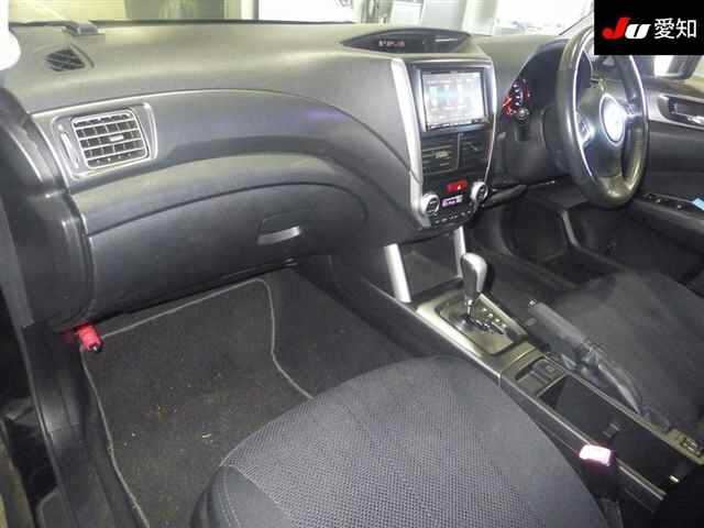 SUBARU FORESTER 2010