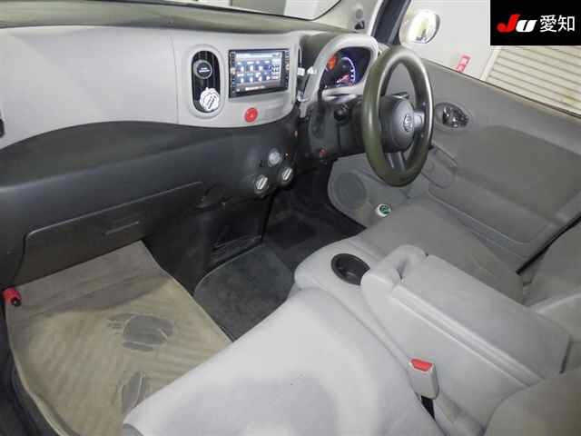 NISSAN CUBE 2010