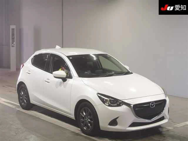 MAZDA DEMIO 2018