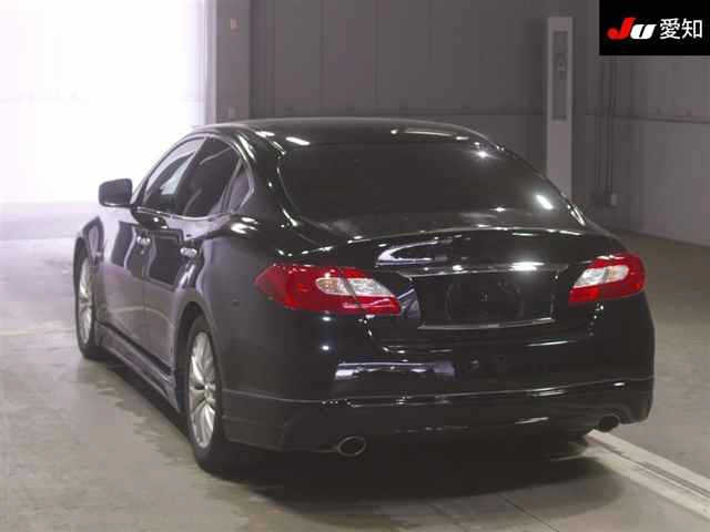 NISSAN FUGA 2011