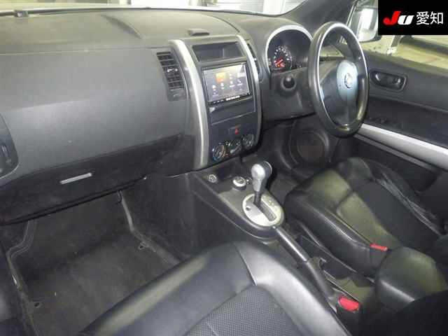 NISSAN X-TRAIL 2013