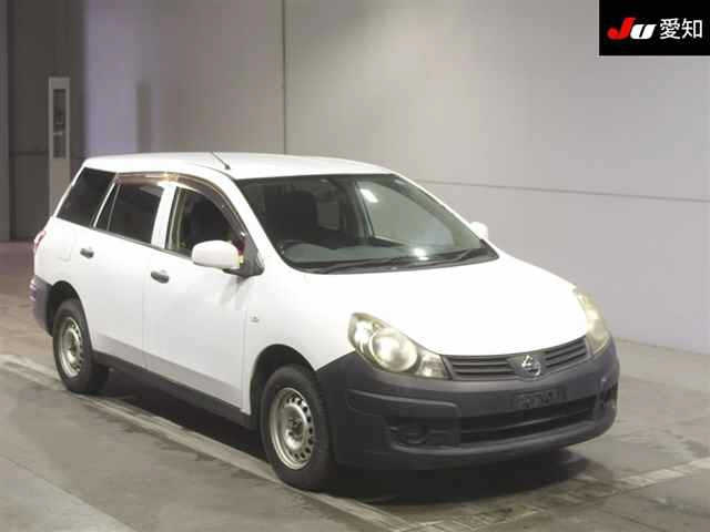 NISSAN AD 2011