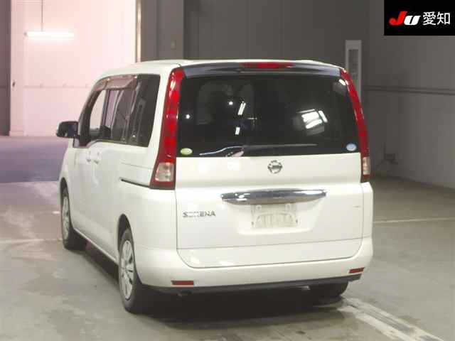 NISSAN SERENA 2010