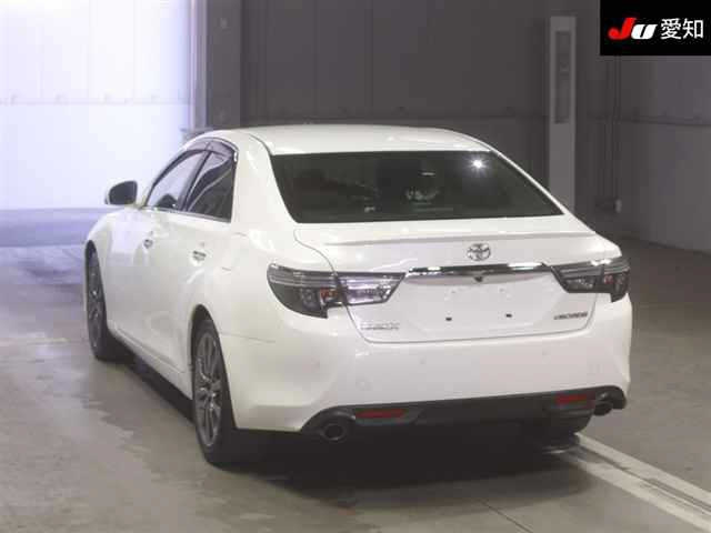 TOYOTA MARK X 2016