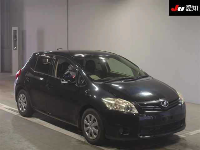 TOYOTA AURIS 2010