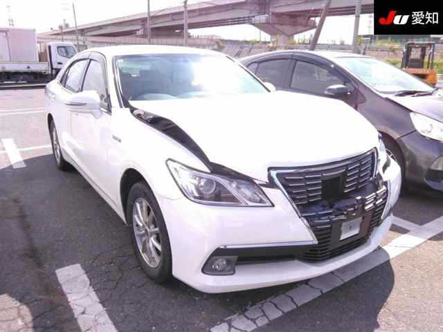 TOYOTA CROWN 2015