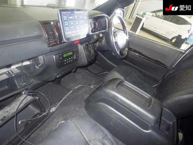 TOYOTA HIACE VAN 2019