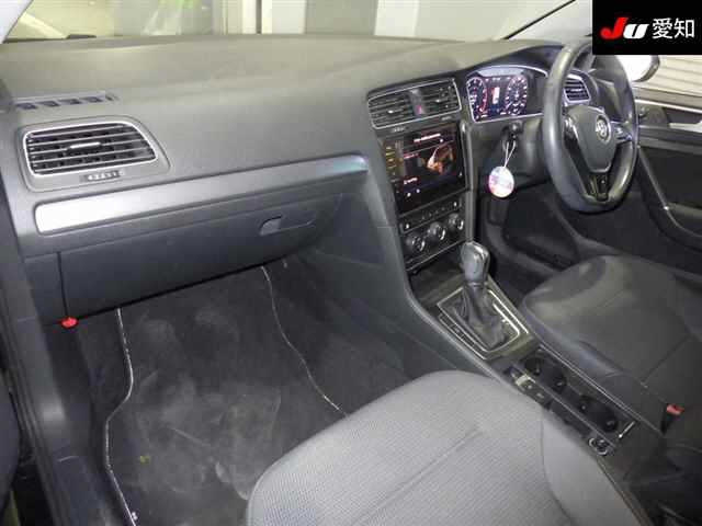 VOLKSWAGEN GOLF 2018