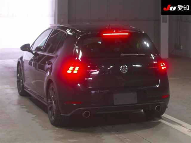 VOLKSWAGEN GOLF 2018