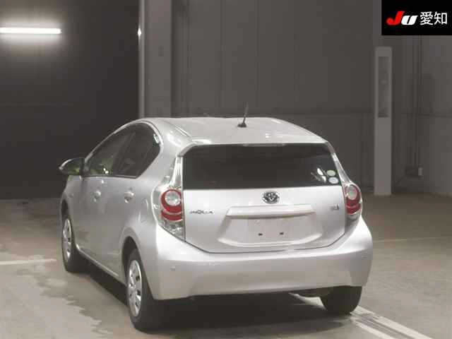 TOYOTA AQUA 2014