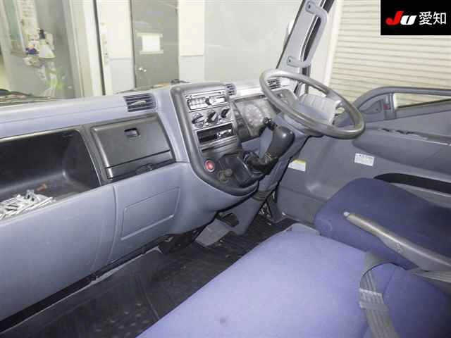 MITSUBISHI CANTER 2009