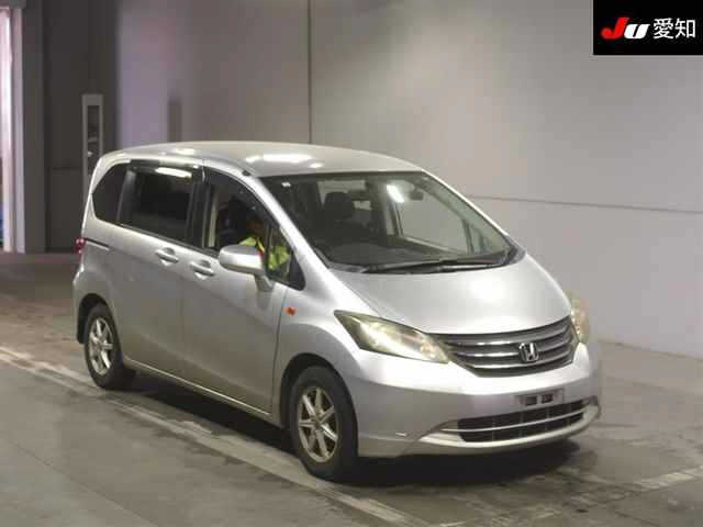 HONDA FREED 2009