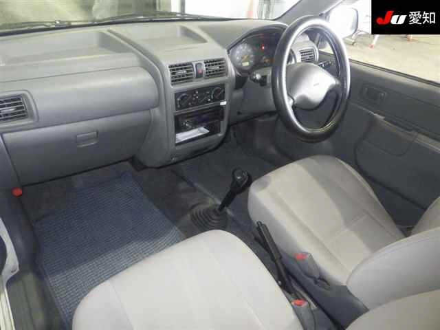 MITSUBISHI MINICA 2011