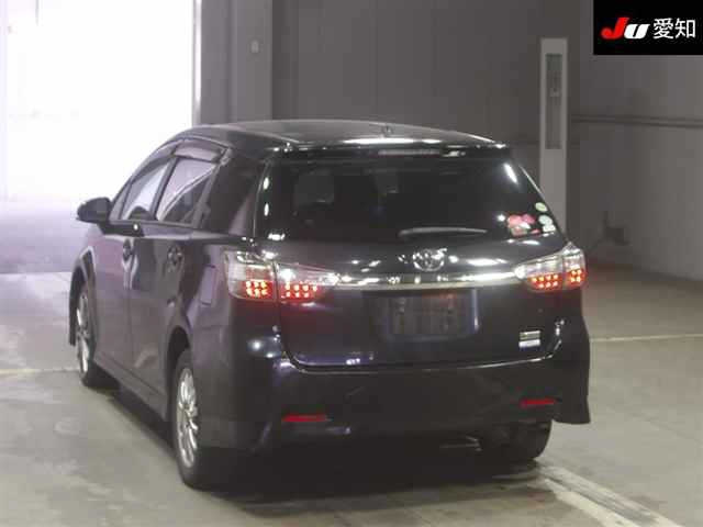 TOYOTA WISH 2012