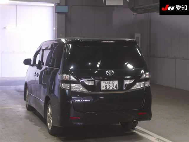 TOYOTA VELLFIRE 2011