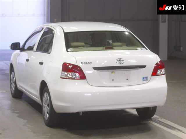 TOYOTA BELTA 2012