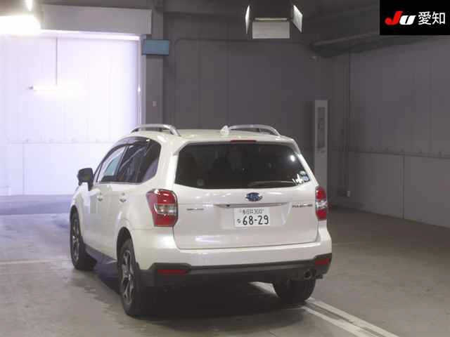 SUBARU FORESTER 2015