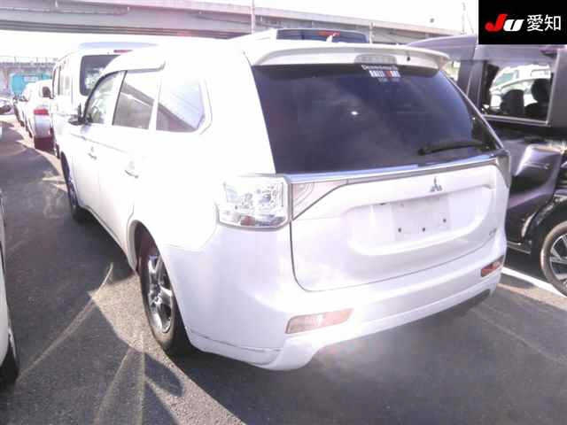MITSUBISHI OUTLANDER PHEV 2014