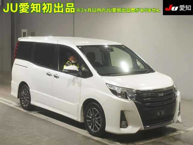 TOYOTA NOAH 2016
