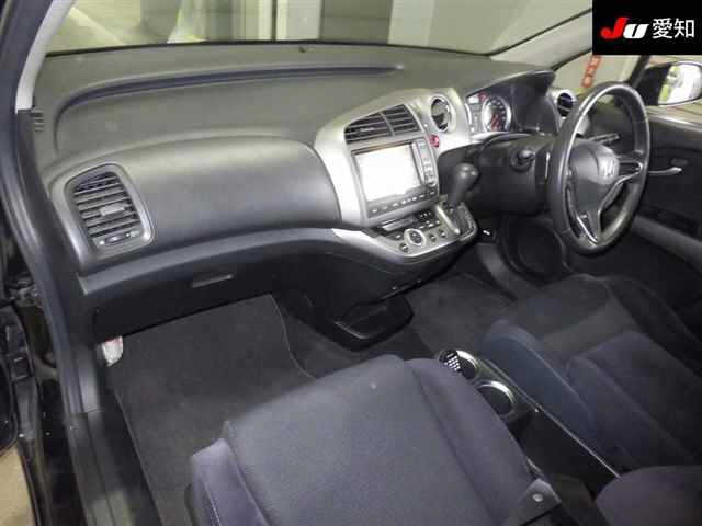 HONDA STREAM 2008