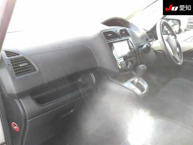 NISSAN SERENA 2014