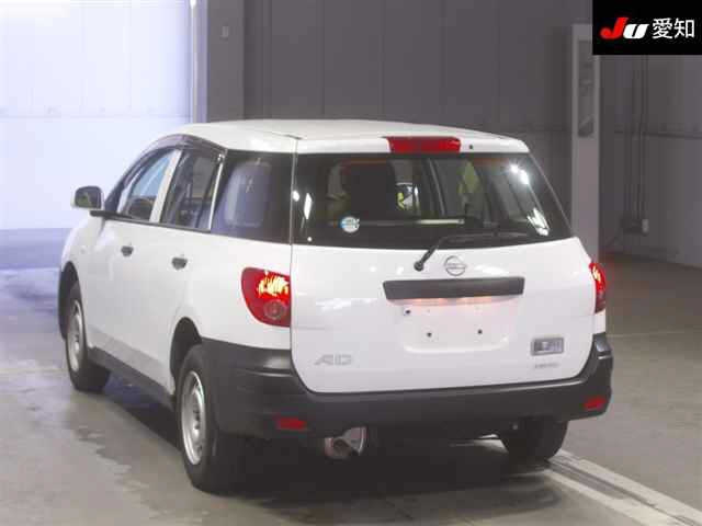 NISSAN AD 2022