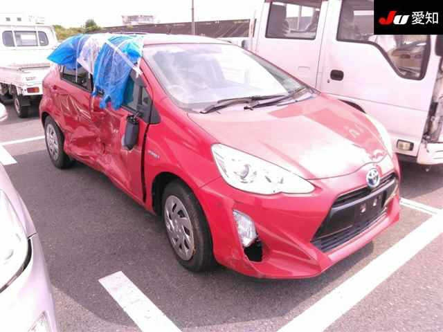 TOYOTA AQUA 2016
