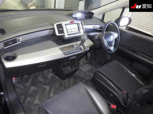HONDA FREED 2012